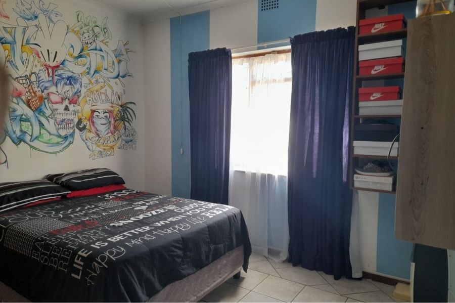 3 Bedroom Property for Sale in Firgrove Western Cape
